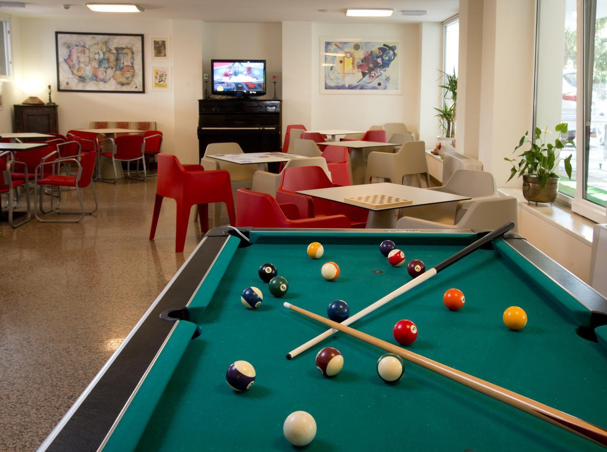 Hotel Trafalgar Ріміні Екстер'єр фото
